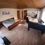 Haus Kappeller Апартаменты Бах